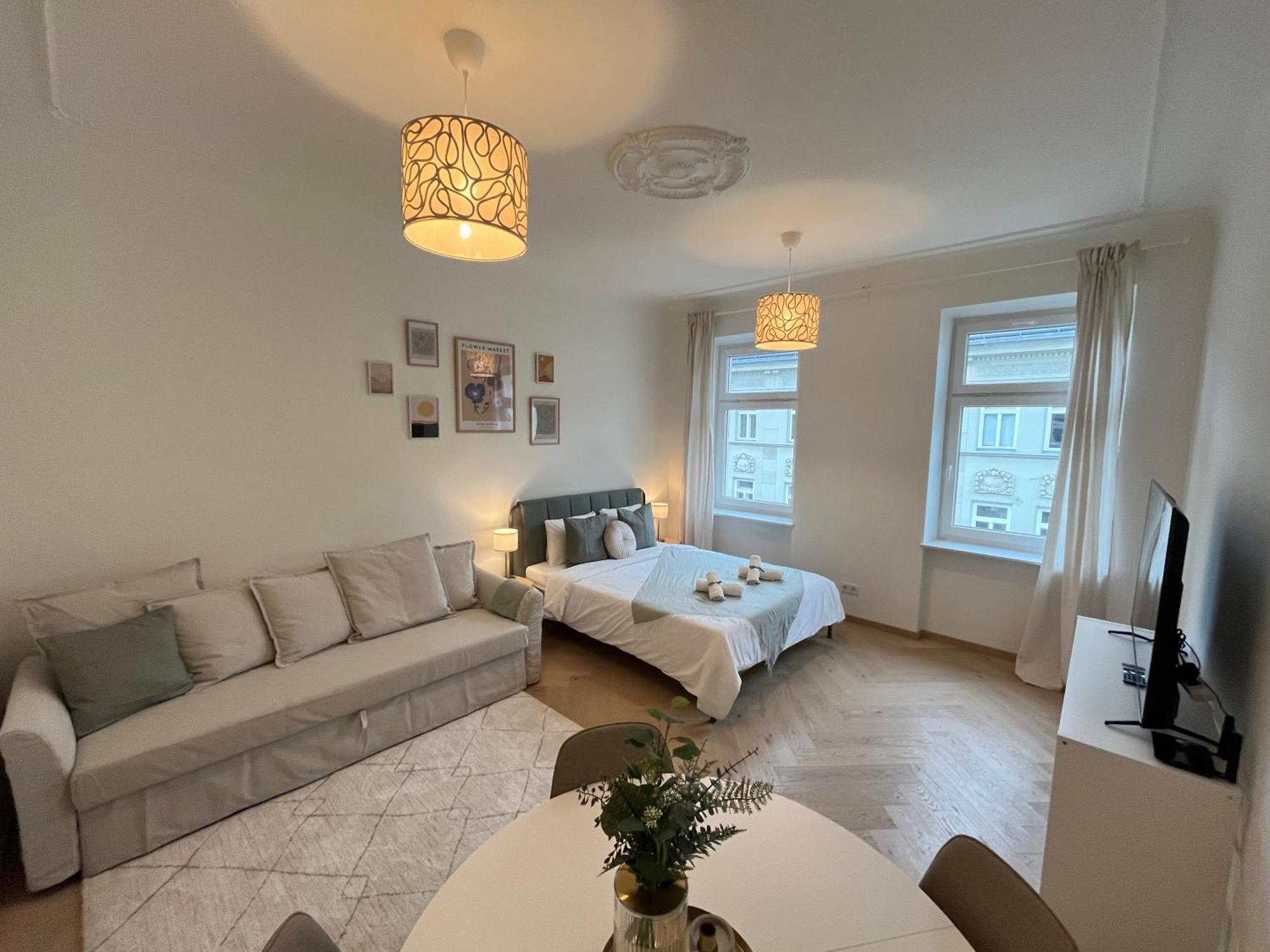 Luxurious One Room Apartment Near Schoenbrunn Palace Wien Ngoại thất bức ảnh